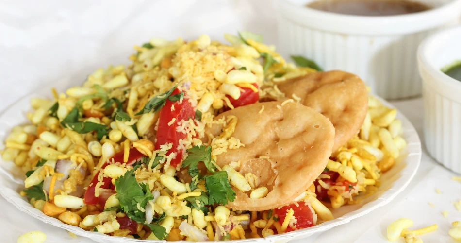 朱虎海滩的傍晚。街头美食，日落和漫步