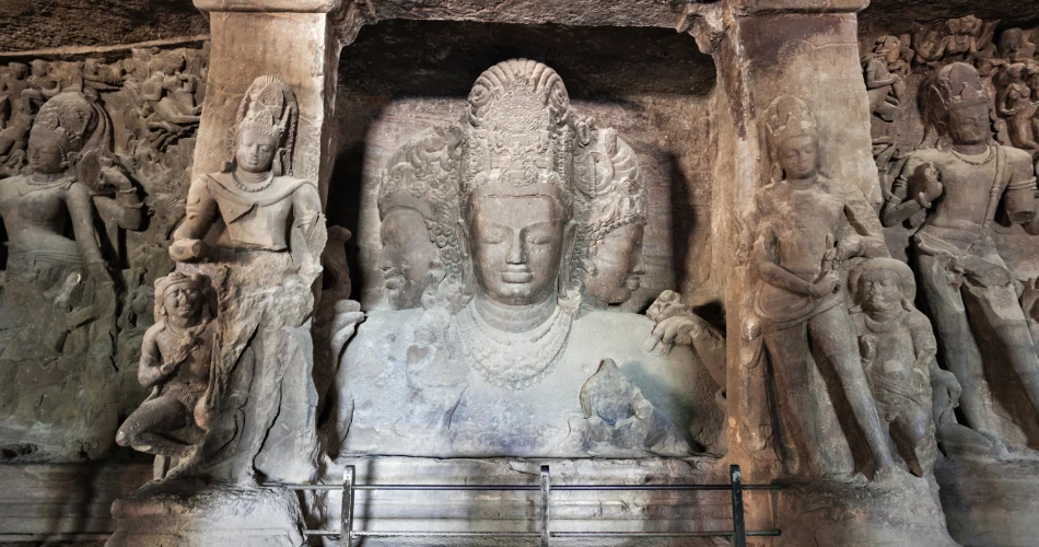 Excursión de un día a las Cuevas de Elephanta. Historia en una isla.
