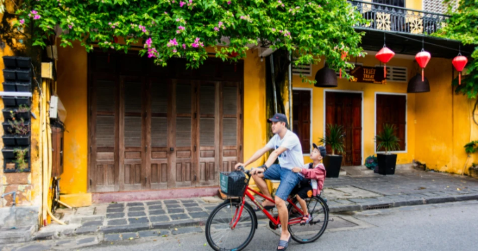 南孟买骑行。双轮上的遗产漫步